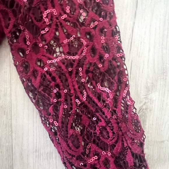 Blu Sage Burgundy Sequin gown - Picture 7 of 9